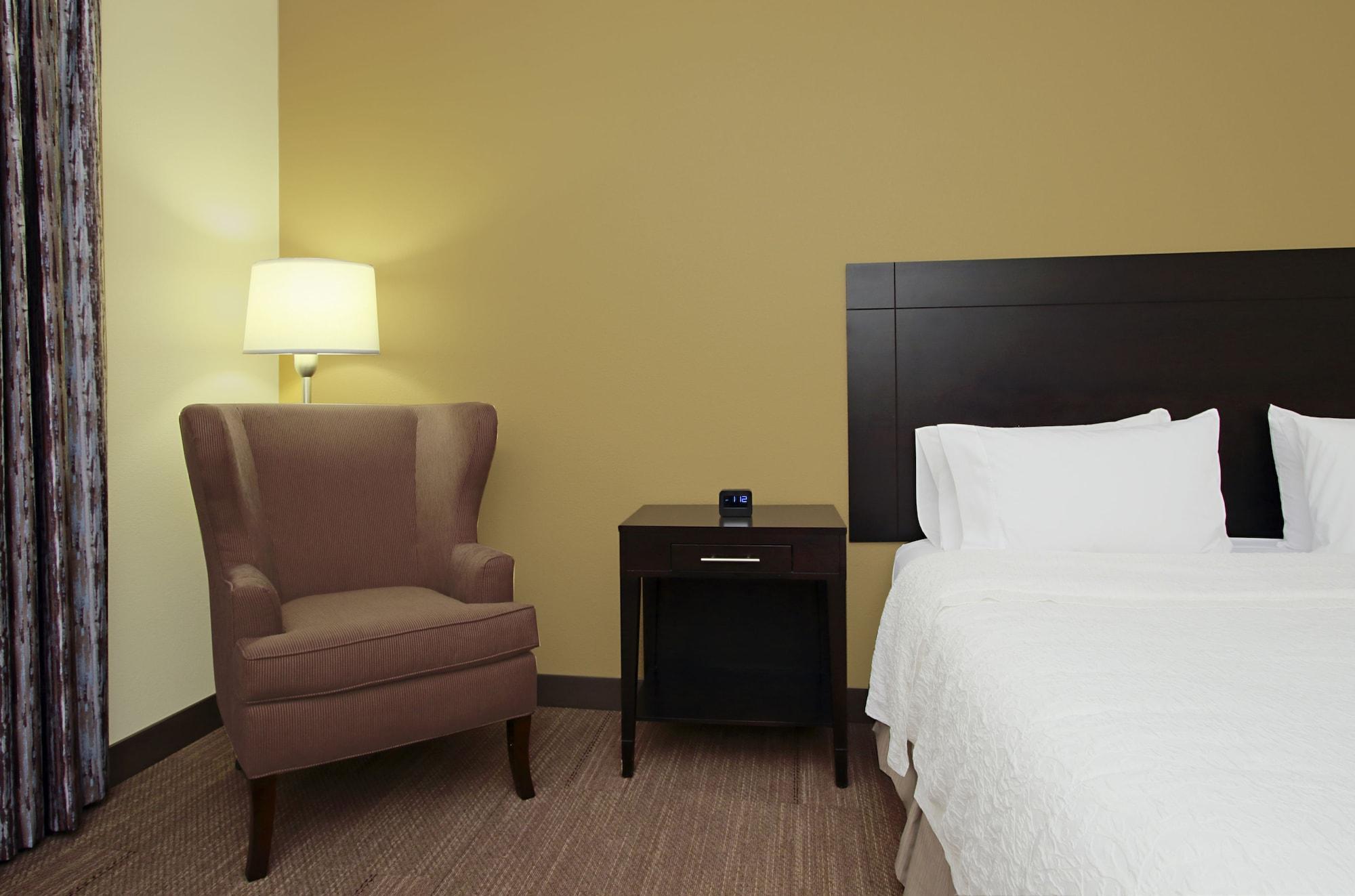 Hampton Inn Winfield Tucker Екстериор снимка