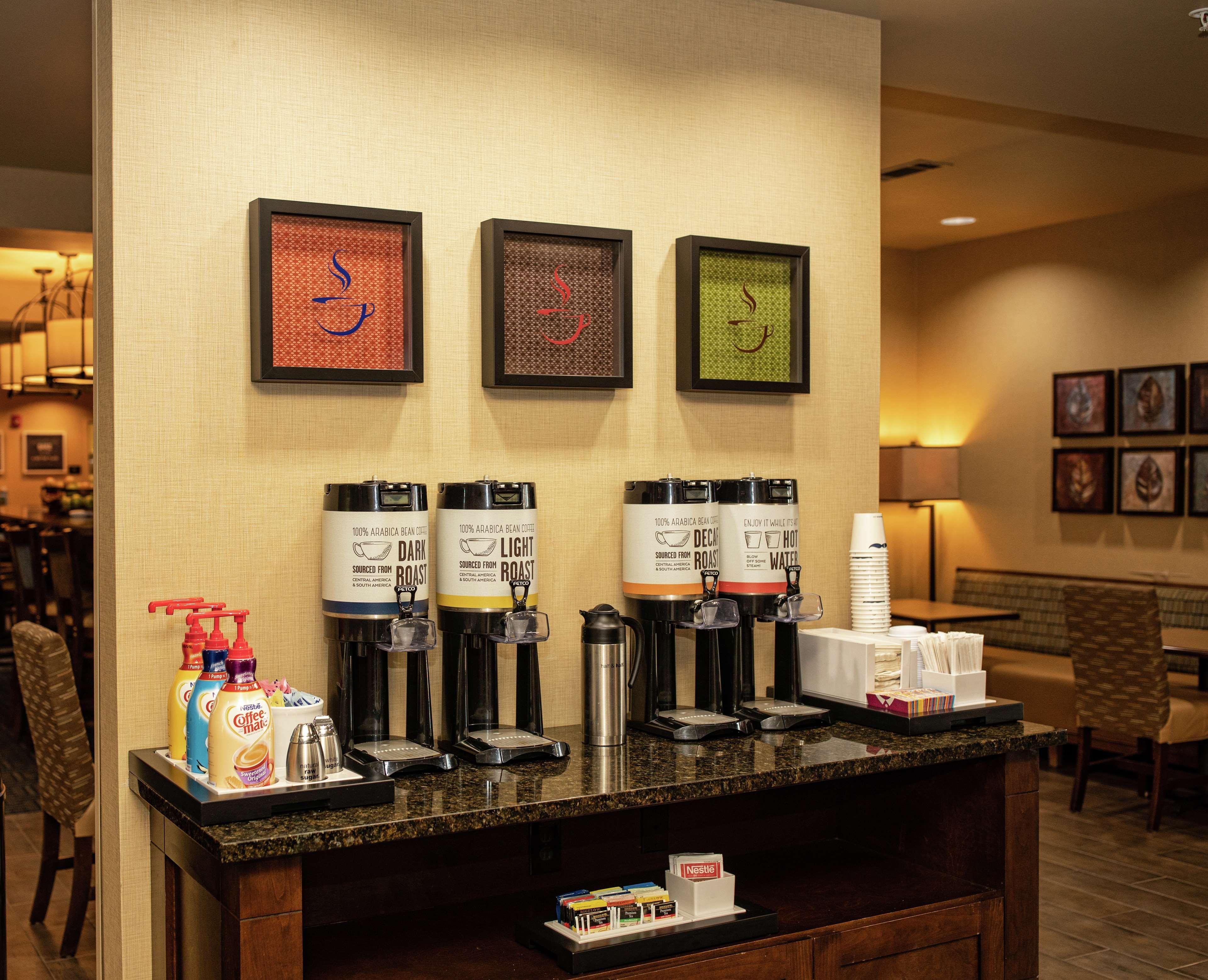 Hampton Inn Winfield Tucker Екстериор снимка