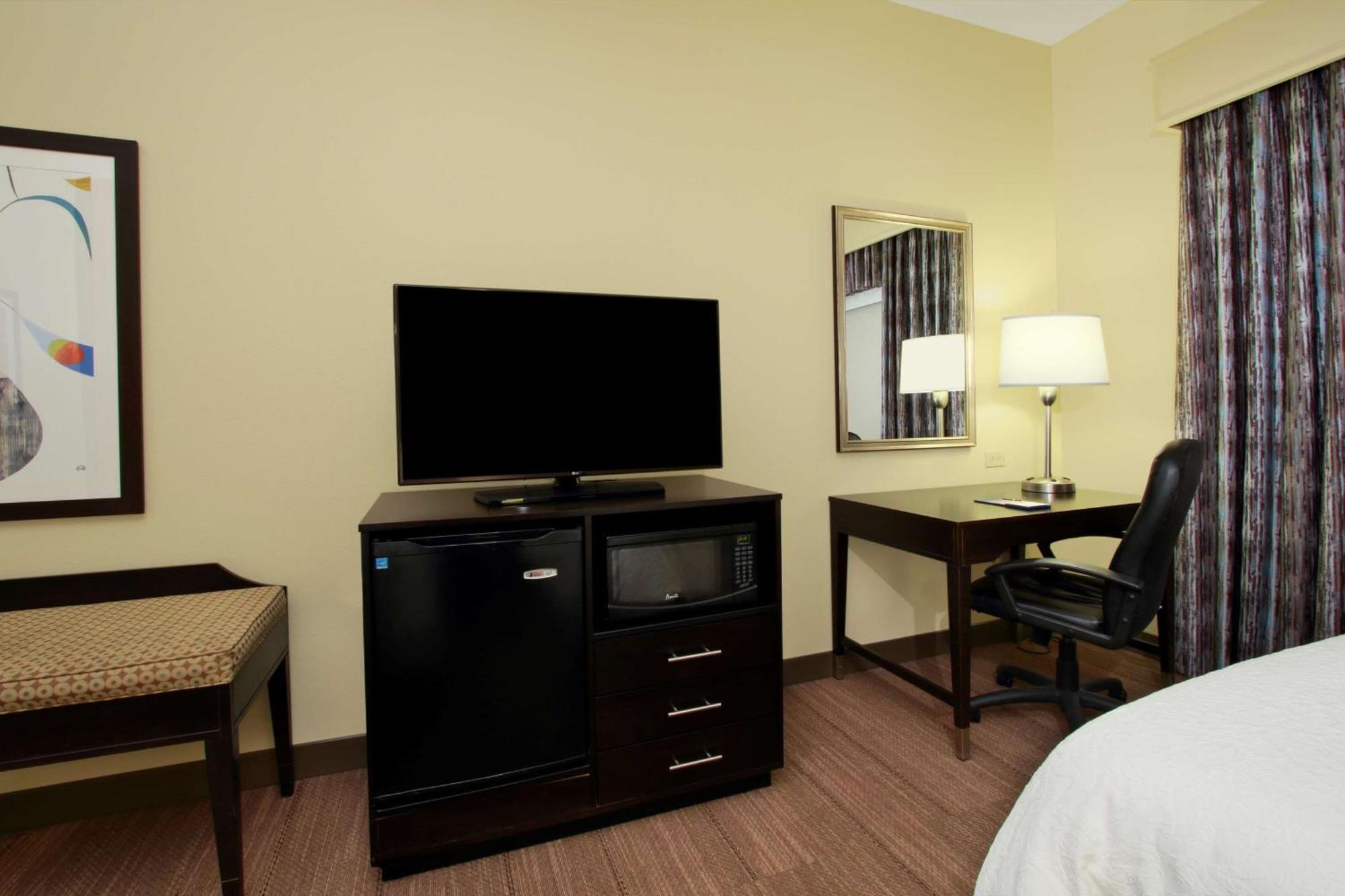Hampton Inn Winfield Tucker Екстериор снимка