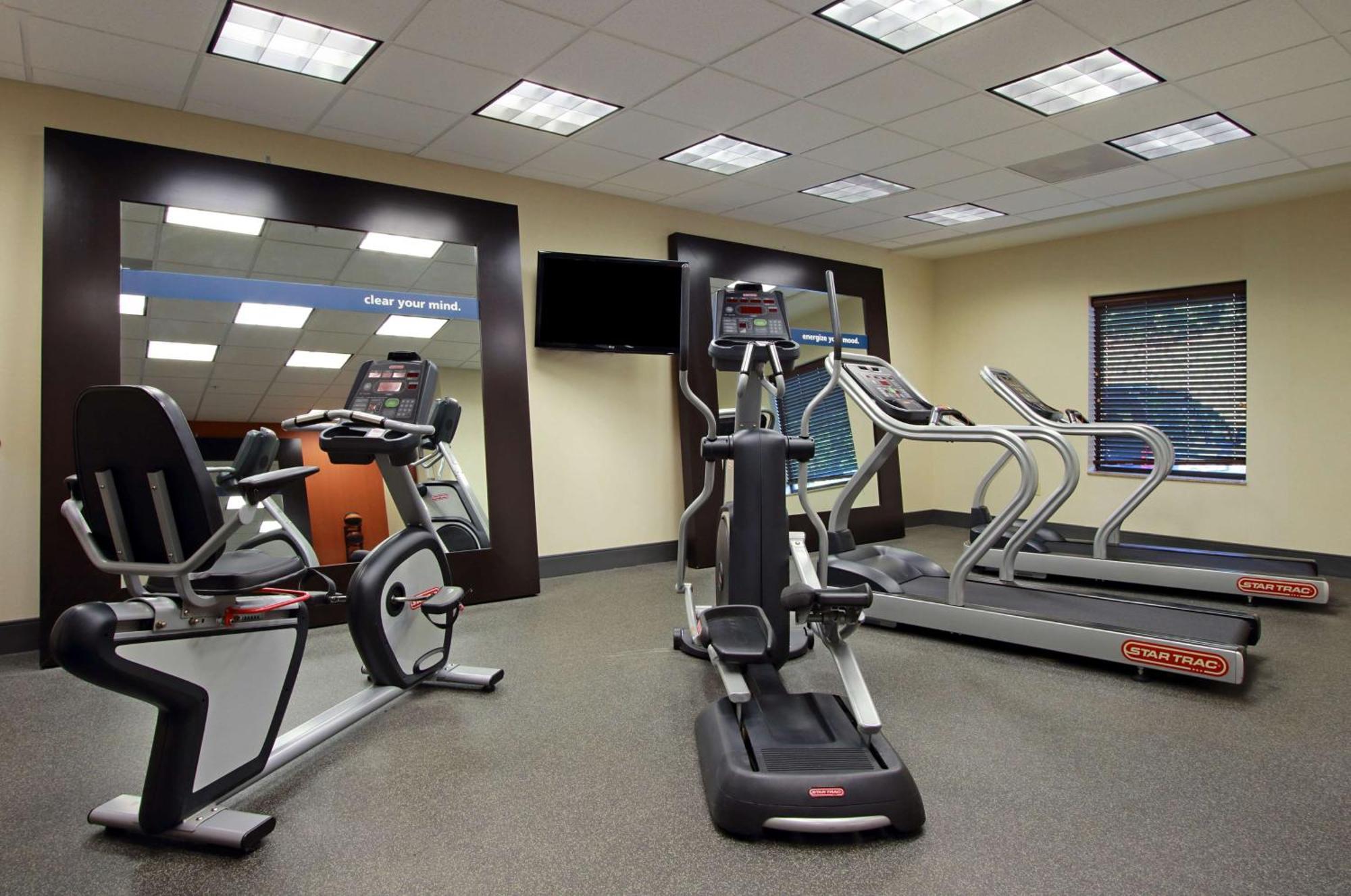 Hampton Inn Winfield Tucker Екстериор снимка
