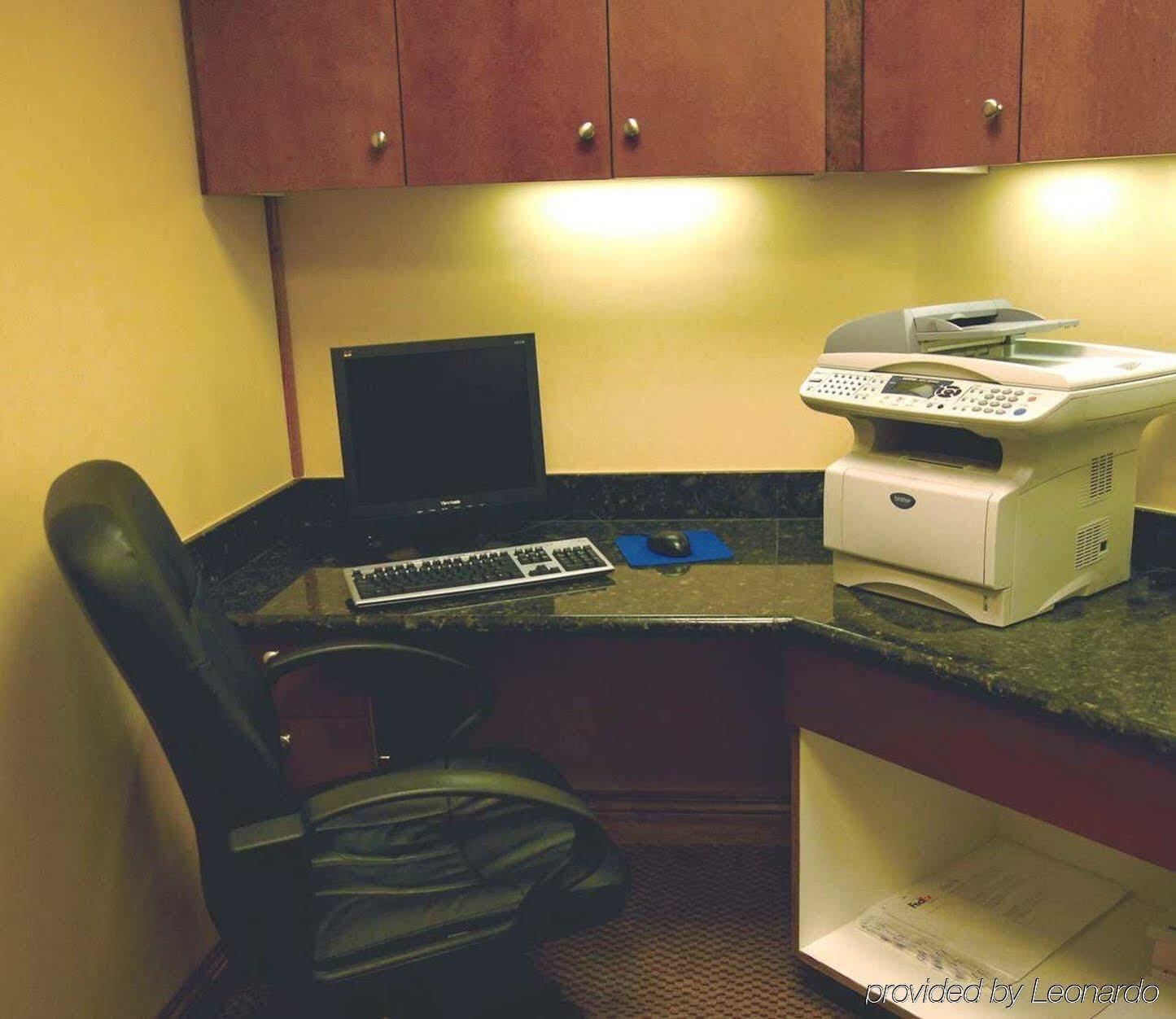 Hampton Inn Winfield Tucker Екстериор снимка